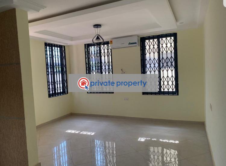 4 bedroom Townhouse For Sale &nbsp;lashibi Near Funeral Home Sakumono Tema Accra - 12