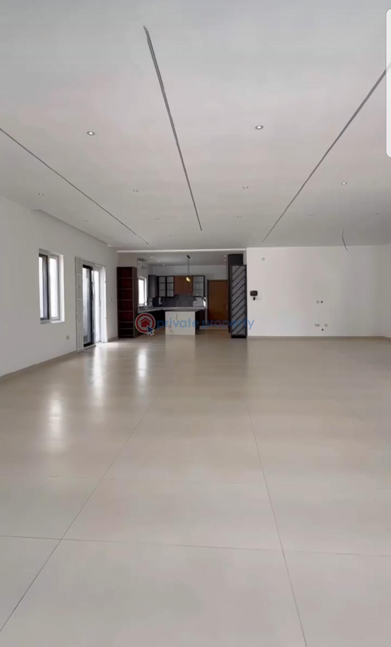 4 bedroom Detached Duplex For Sale Sakumono Ghana Accra Metropolitan  - 60