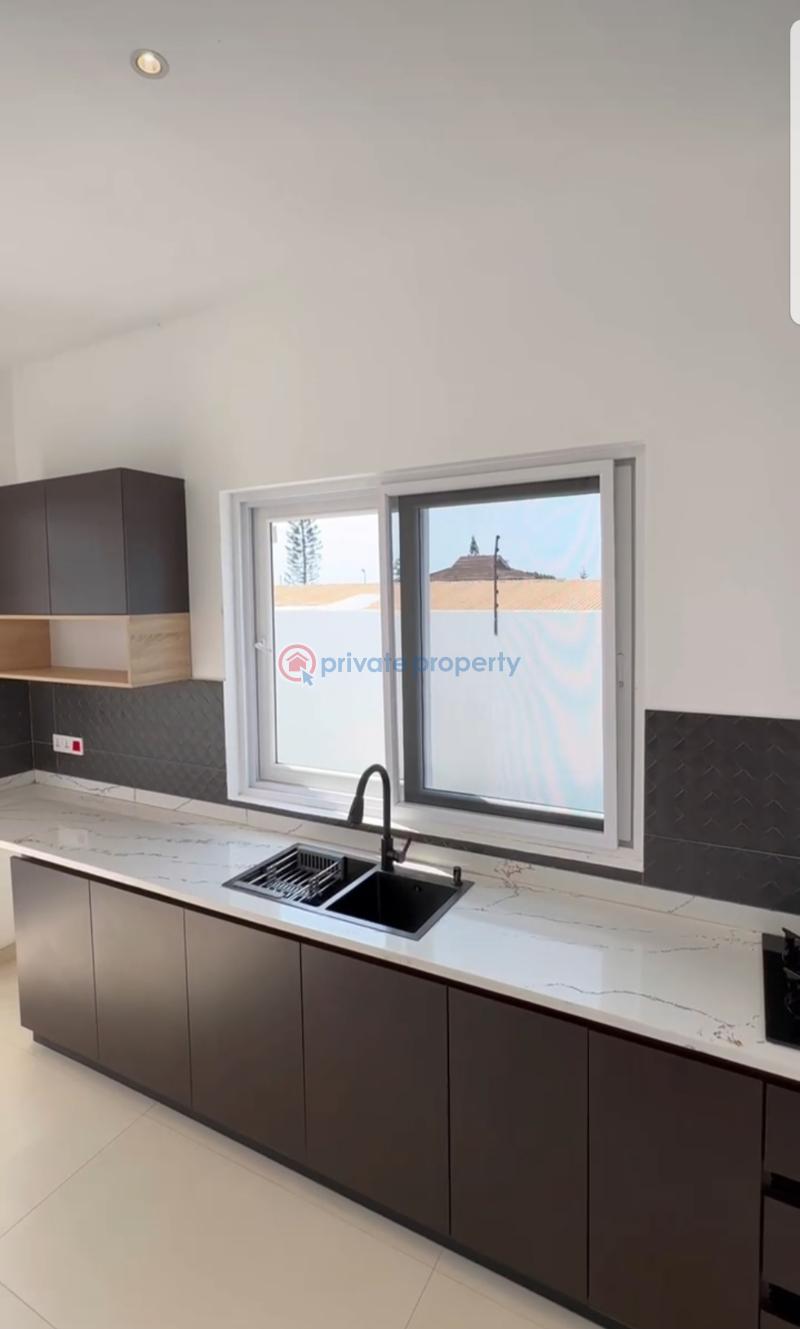 4 bedroom Detached Duplex For Sale Sakumono Ghana Accra Metropolitan  - 42