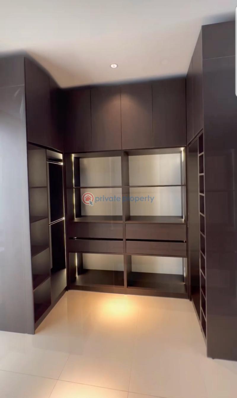 4 bedroom Detached Duplex For Sale Sakumono Ghana Accra Metropolitan  - 52