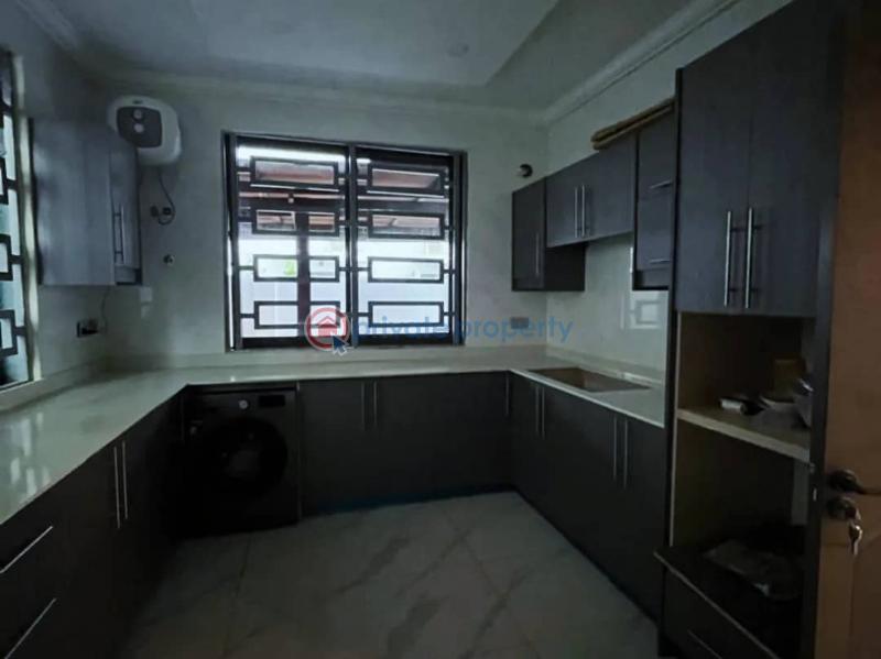 4 bedroom Detached Duplex For Sale East Legon Ogbodjo Around American House Enclaves. greater Accra-ghana East Legon  - 5