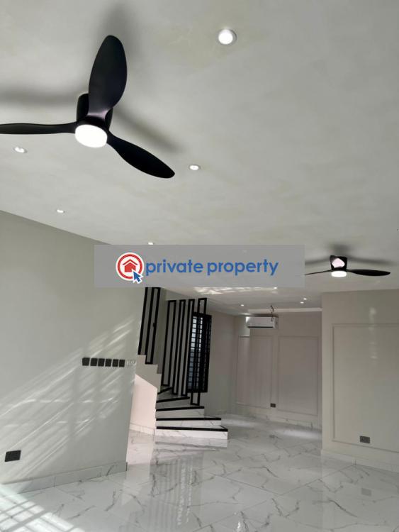 4 bedroom Townhouse For Sale &nbsp;lakeside Estate Community 7 Accra Metropolitan  - 4