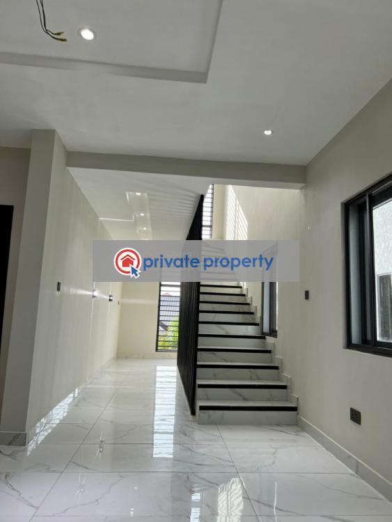 4 bedroom Townhouse For Sale &nbsp;lakeside Estate Community 7 Accra Metropolitan  - 5