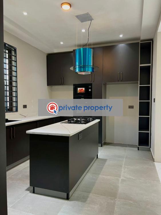 4 bedroom Townhouse For Sale &nbsp;lakeside Estate Community 7 Accra Metropolitan  - 2