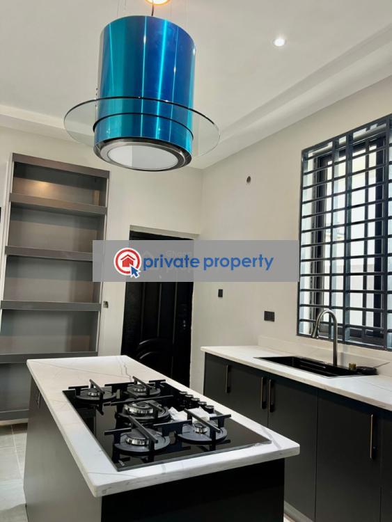 4 bedroom Townhouse For Sale &nbsp;lakeside Estate Community 7 Accra Metropolitan  - 11