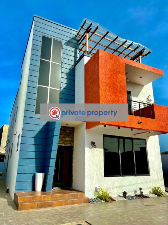 4 bedroom Townhouse For Sale &nbsp;lakeside Estate Community 7 Accra Metropolitan  - 1