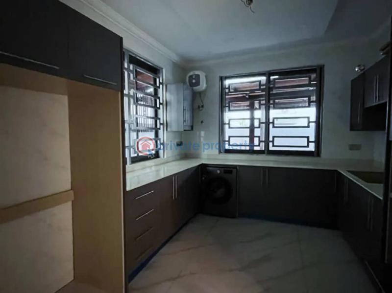4 bedroom Detached Duplex For Sale East Legon Ogbodjo Around American House Enclaves. greater Accra-ghana East Legon  - 4