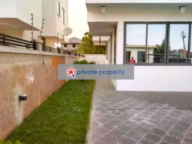 4 bedroom House For Sale &nbsp;school Junction East Legon Accra - 13