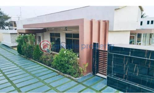 8 bedroom House For Sale Labone La Dade Kotopon Municipal Accra - 1