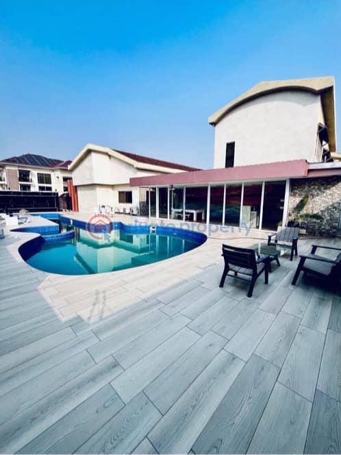 8 bedroom House For Sale Labone La Dade Kotopon Municipal Accra - 28