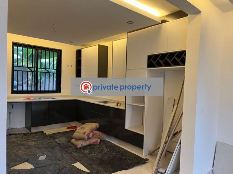 4 bedroom Townhouse For Sale &nbsp;adjringanor Near The Galaxy School Annex Accra Metropolitan  - 1