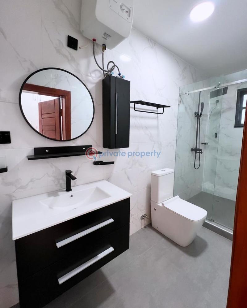 4 bedroom House For Sale East Airport Burma Camp Accra - 7