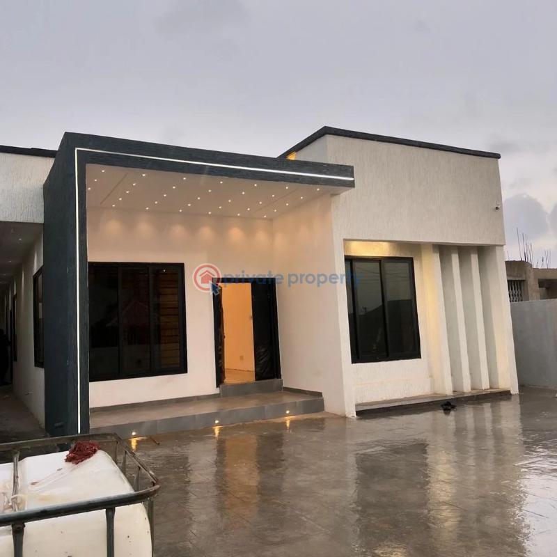 4 bedroom House For Sale Lakeside Estates. Adenta Municipal Accra - 1