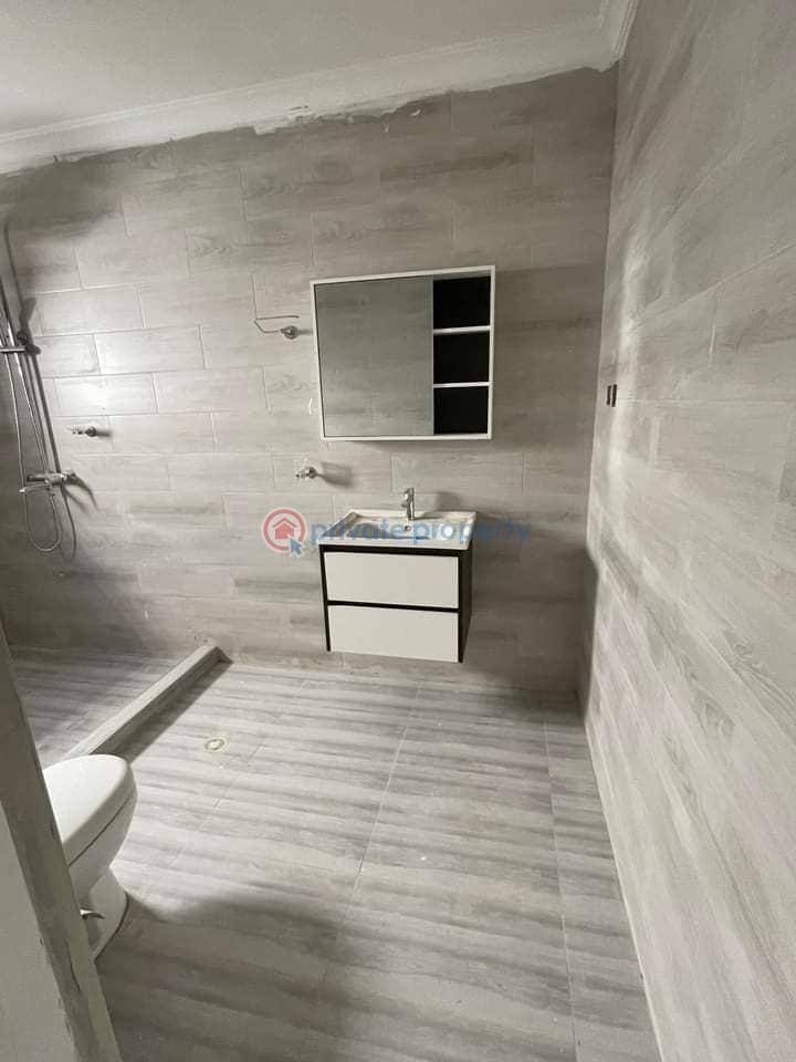 4 bedroom House For Sale Comm 18 Spintex Accra - 6