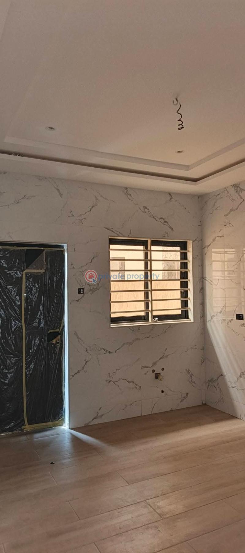4 bedroom House For Sale Com 19 Spintex Accra - 7