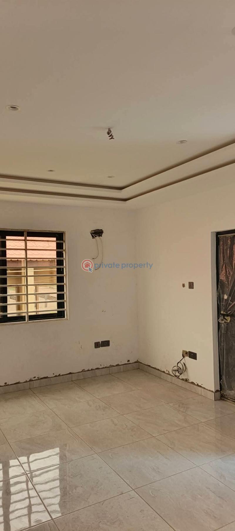 4 bedroom House For Sale Com 19 Spintex Accra - 10