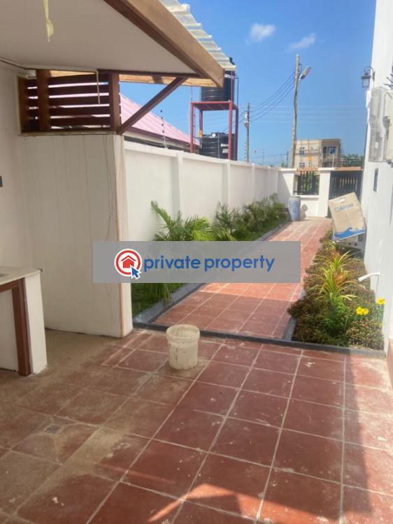 4 bedroom House For Sale Spintex Accra - 7
