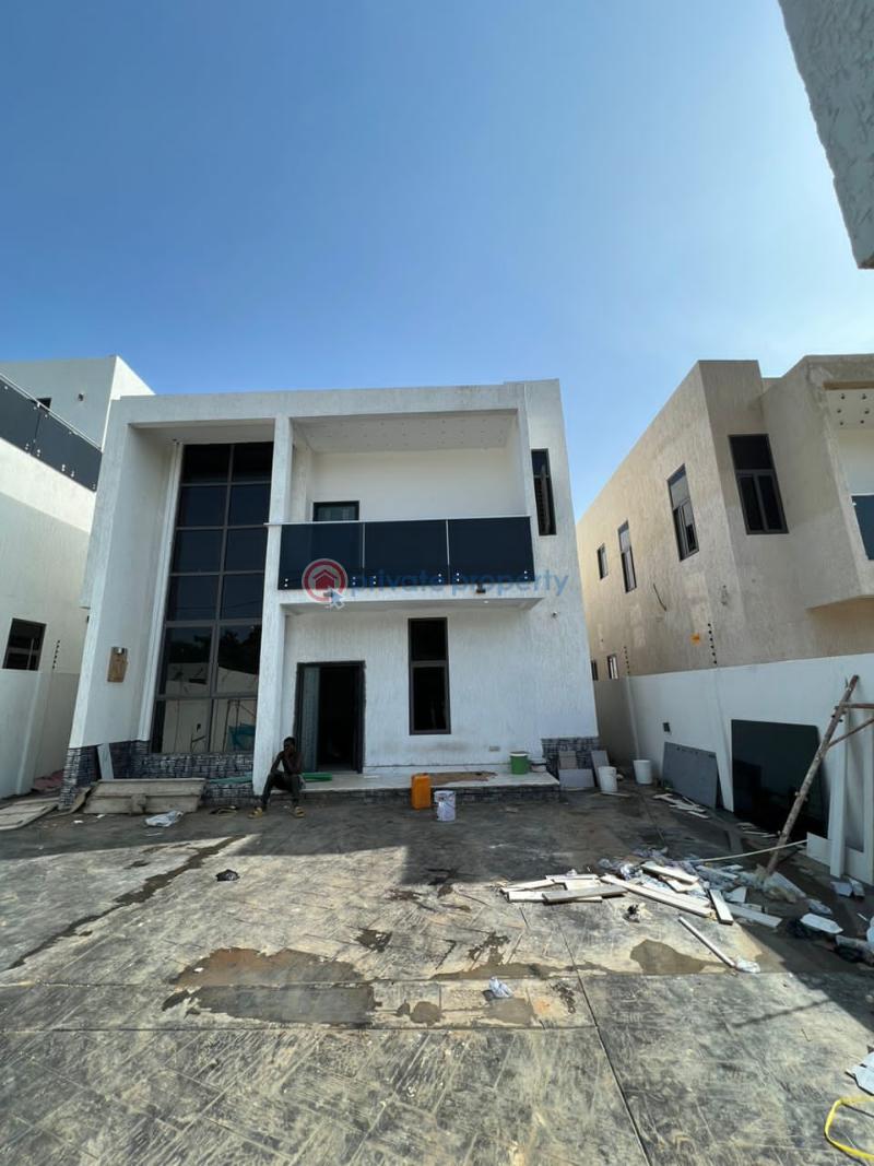 5 bedroom House For Sale Ogbojo East Legon Accra - 1