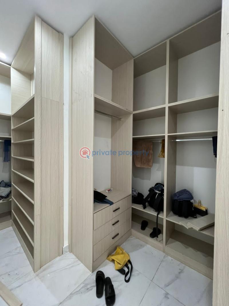 5 bedroom House For Sale Ogbojo East Legon Accra - 9