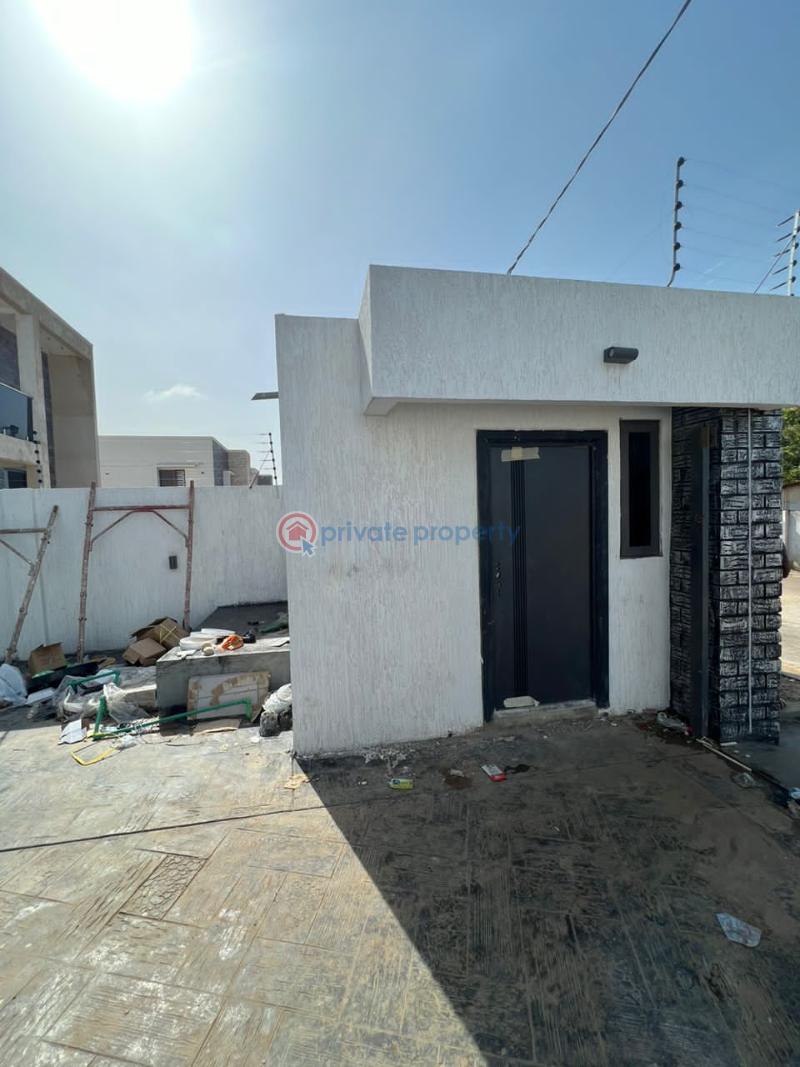 5 bedroom House For Sale Ogbojo East Legon Accra - 3