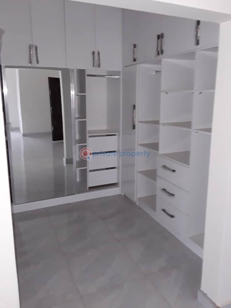 5 bedroom House For Sale Tantra Hills Close To The Achimota Mall Accra - 18
