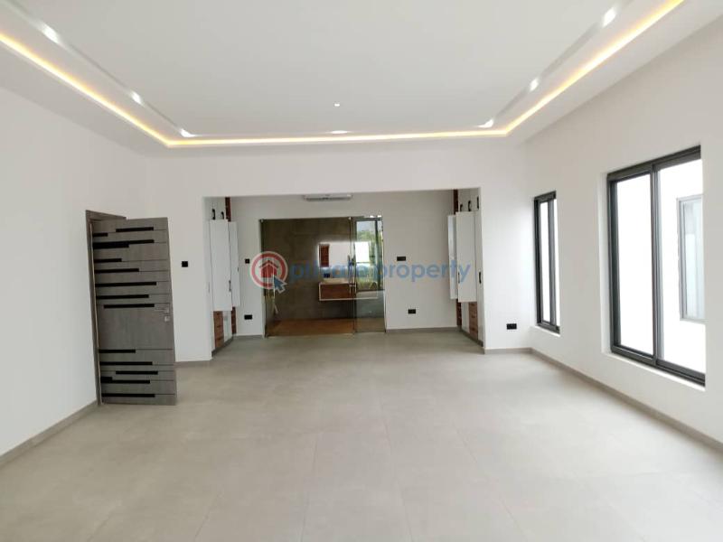 5 bedroom House For Sale School Junction East Legon Accra - 9