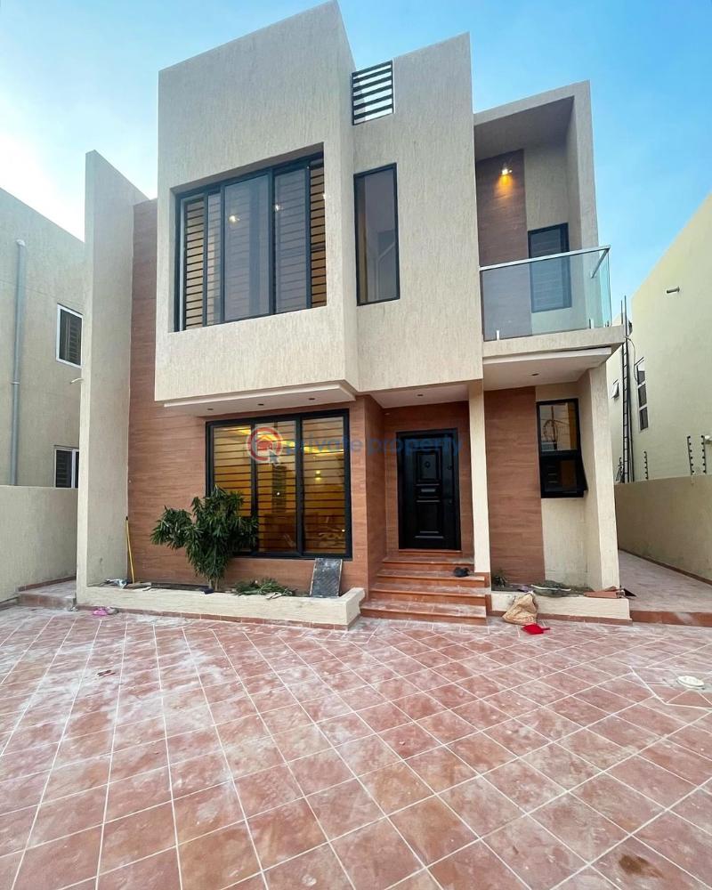 5 bedroom House For Sale Lakeside Estates. Adenta Municipal Accra - 8