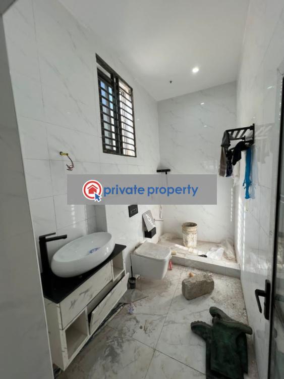 5 bedroom Detached Duplex For Sale &nbsp;ogbojo East Legon Accra - 13