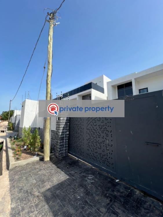 5 bedroom Detached Duplex For Sale &nbsp;ogbojo East Legon Accra - 2
