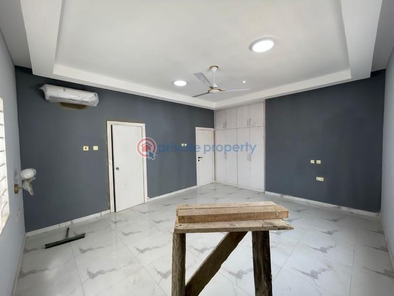 4 bedroom House For Sale Com 18 Comm 18 Spintex Accra - 12