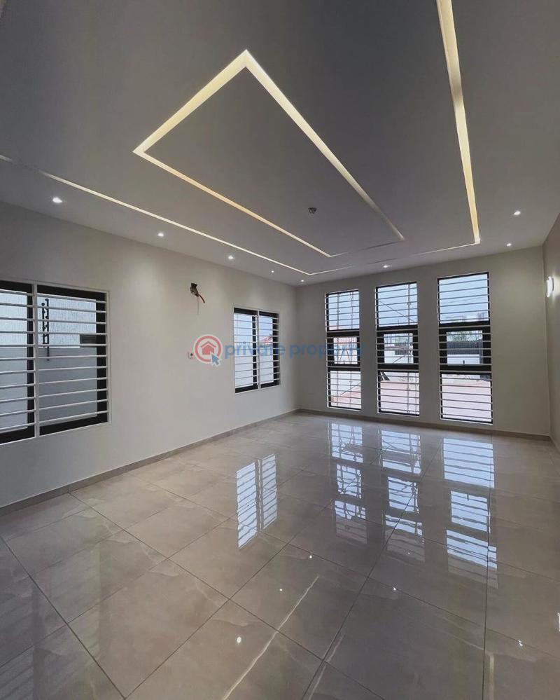 4 bedroom House For Sale Lakeside Estates. Adenta Municipal Accra - 1