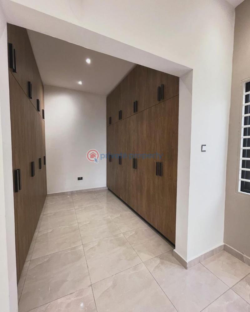 4 bedroom House For Sale Lakeside Estates. Adenta Municipal Accra - 7