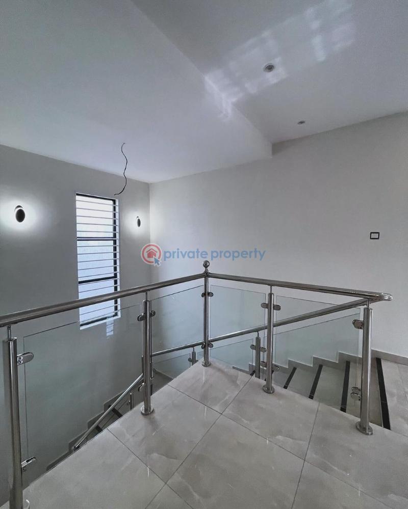 4 bedroom House For Sale Lakeside Estates. Adenta Municipal Accra - 3