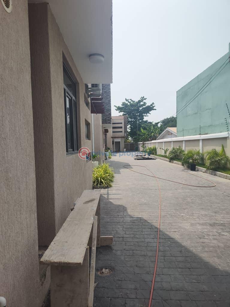 4 bedroom Townhouse For Sale Labone La Dade Kotopon Municipal Accra - 4