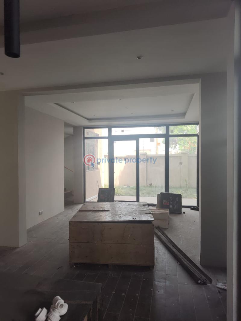 4 bedroom Townhouse For Sale Labone La Dade Kotopon Municipal Accra - 18
