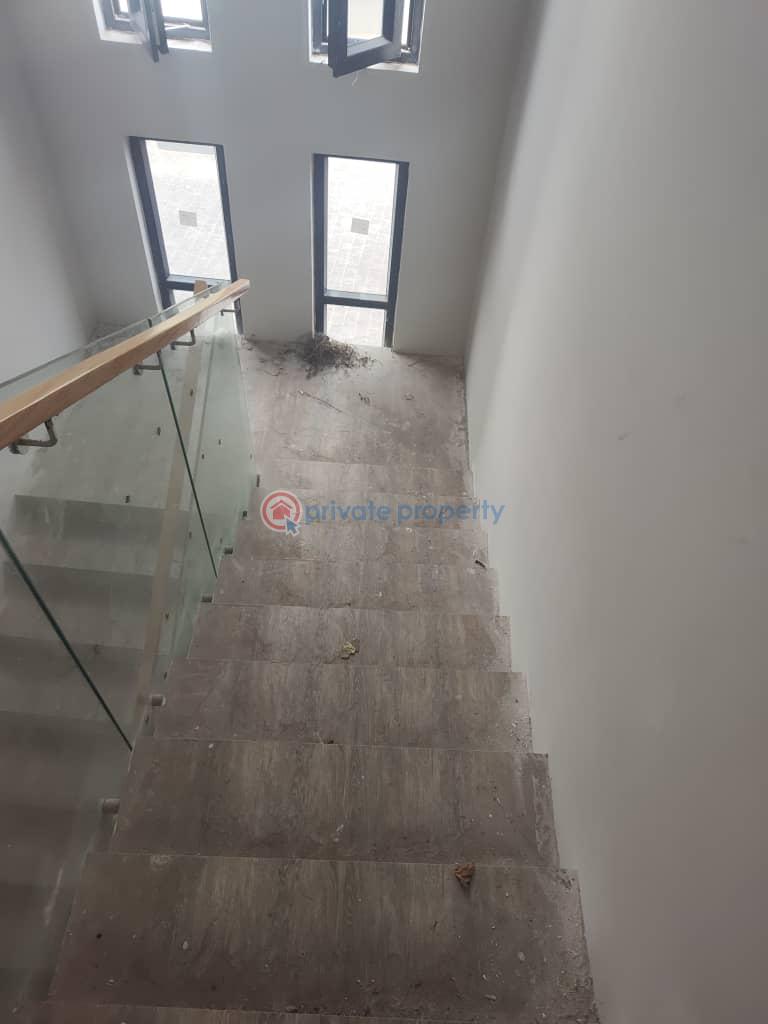 4 bedroom Townhouse For Sale Labone La Dade Kotopon Municipal Accra - 9