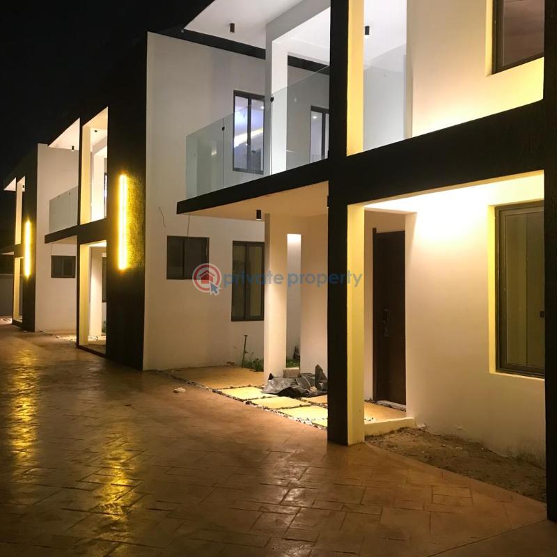 5 bedroom House For Sale Abelemkpe Accra - 2