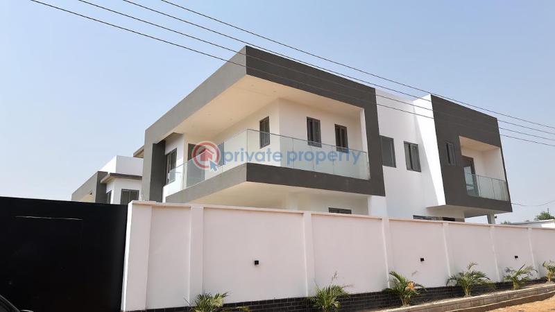 4 bedroom Townhouse For Sale Burma Hills Tse Addo Accra - 3