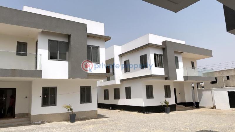 4 bedroom Townhouse For Sale Burma Hills Tse Addo Accra - 0