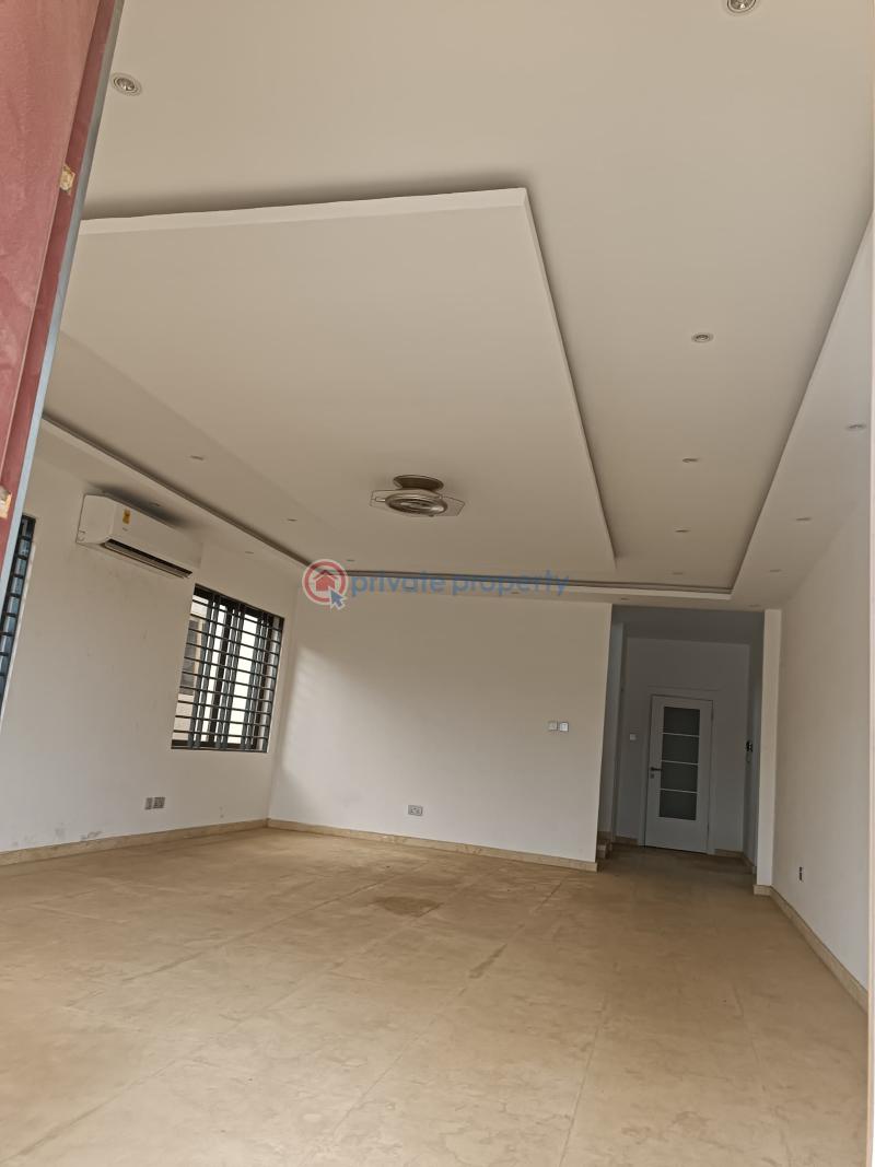 4 bedroom Townhouse For Sale Ashaley Botwe Adenta Municipal Accra - 5