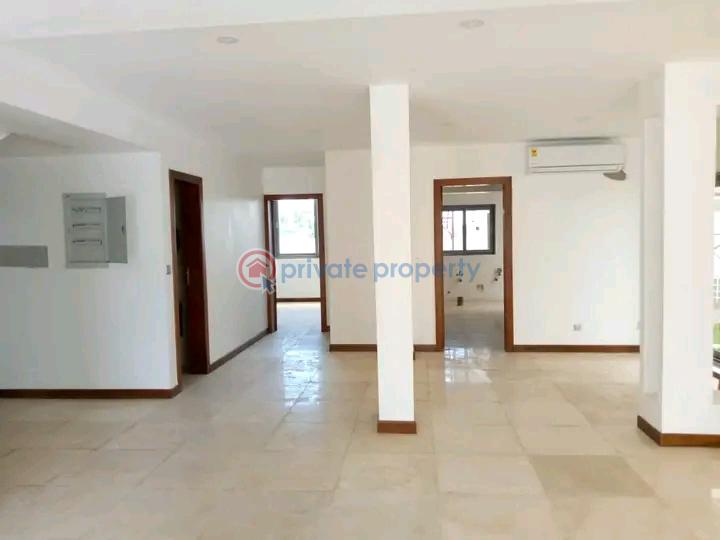 4 bedroom House For Sale Dzorwulu Accra - 6
