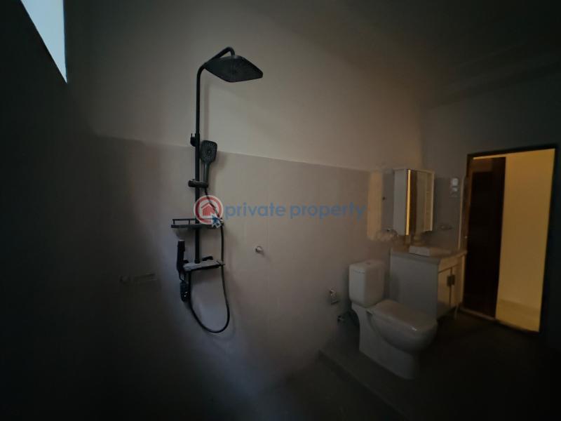 4 bedroom House For Sale Asphalt Road All Out Baatsonaa Spintex Accra - 2