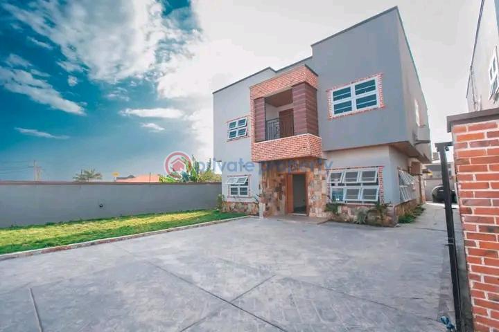 4 bedroom Townhouse For Sale Adjiringanor East Legon Accra - 1