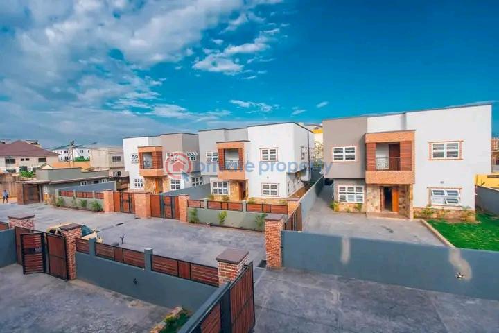 4 bedroom Townhouse For Sale Adjiringanor East Legon Accra - 2
