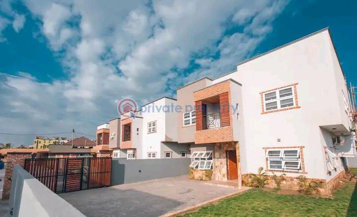4 bedroom Townhouse For Sale Adjiringanor East Legon Accra - 3
