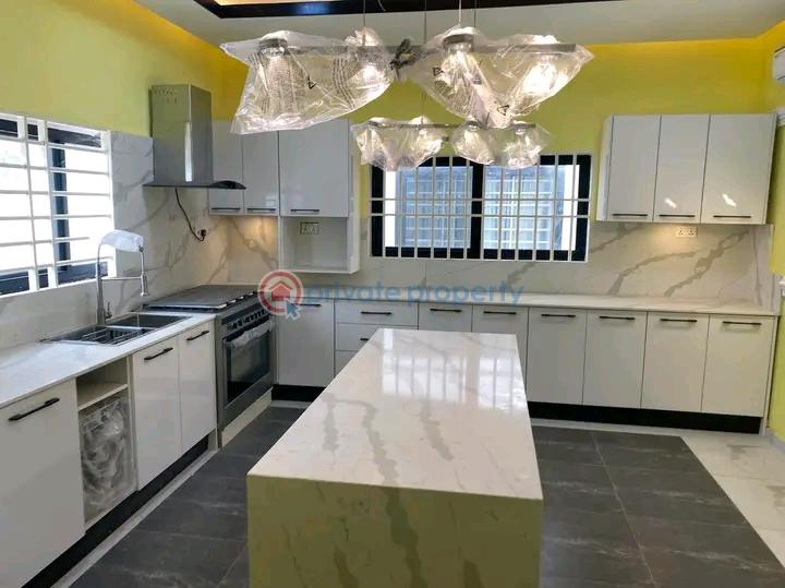 4 bedroom House For Sale Spintex Accra - 3