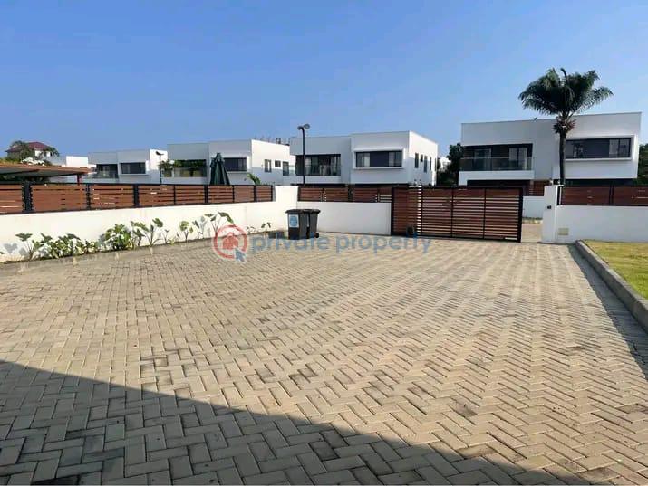 4 bedroom Townhouse For Rent Tse Addo Accra - 2