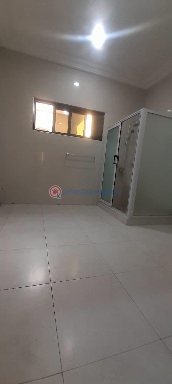 5 bedroom House For Rent Dzorwulu Accra - 8