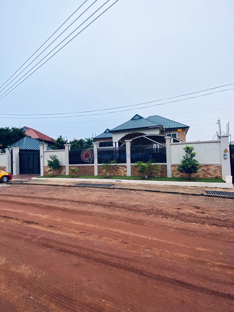5 bedroom House For Sale Near Atasomaso. Kumasi Metropolitan Ashanti - 9