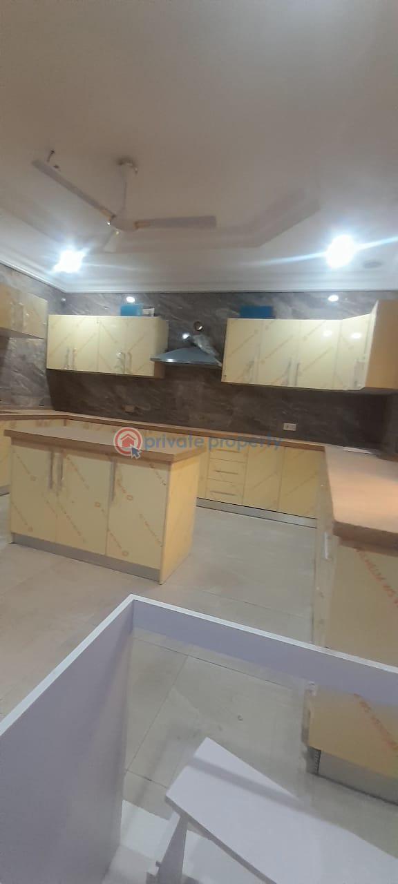 5 bedroom House For Rent Dzorwulu Accra - 5